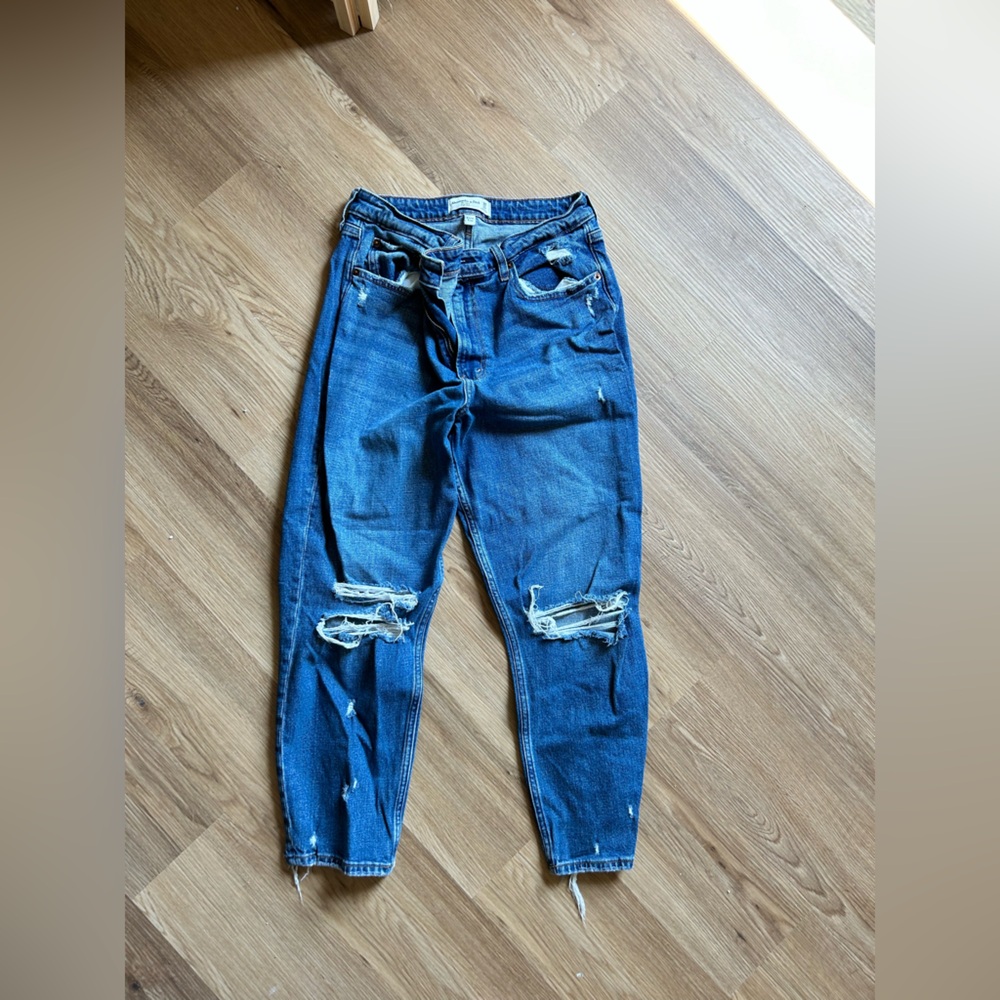 Abercrombie Mom Jeans